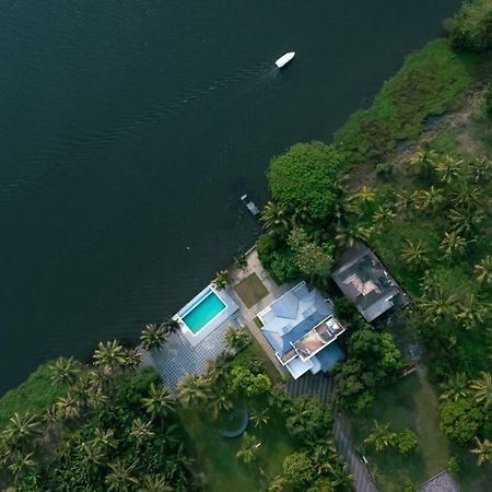 Riveria Portico - River Side 6 Bedroom Private Pool Bungalow North Paravur Eksteriør billede